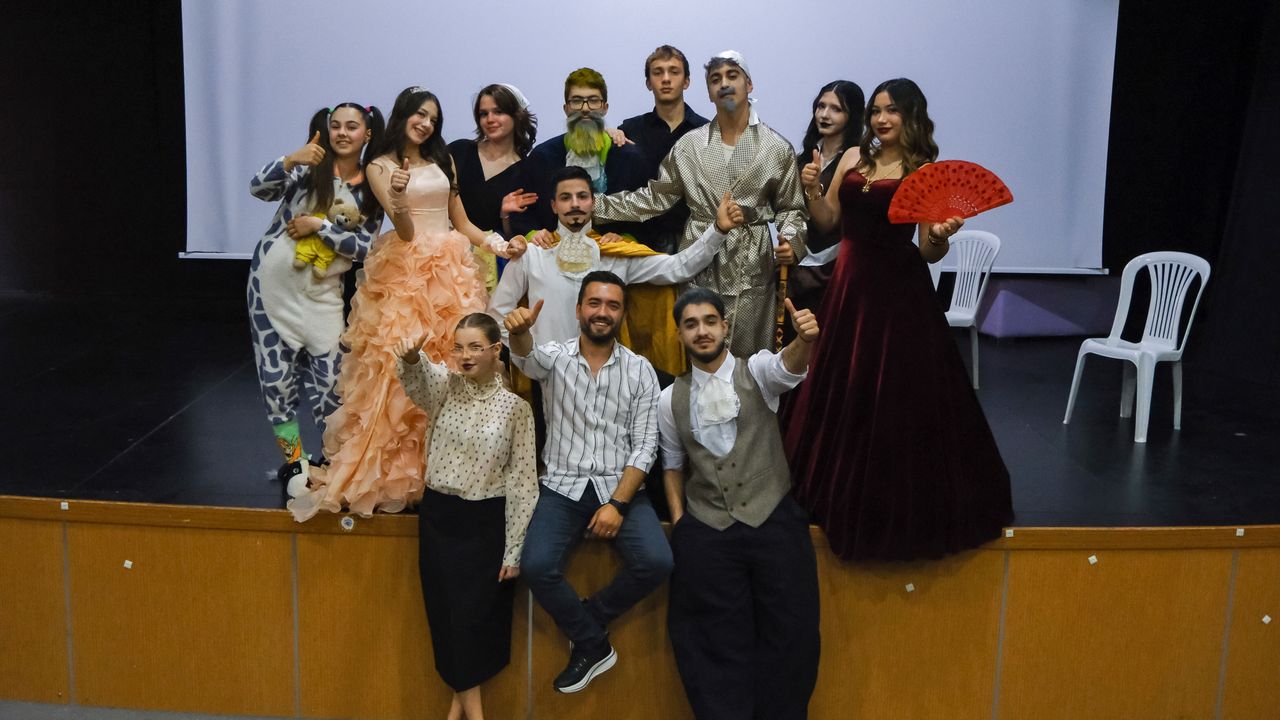 Eskişehir'de "Hastalık Hastası" Oyunu Sahnelenecek