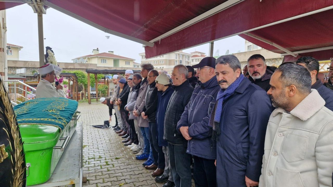 Kanal 26 Çalışanı Ertuğrul Yılmaz Defnedildi